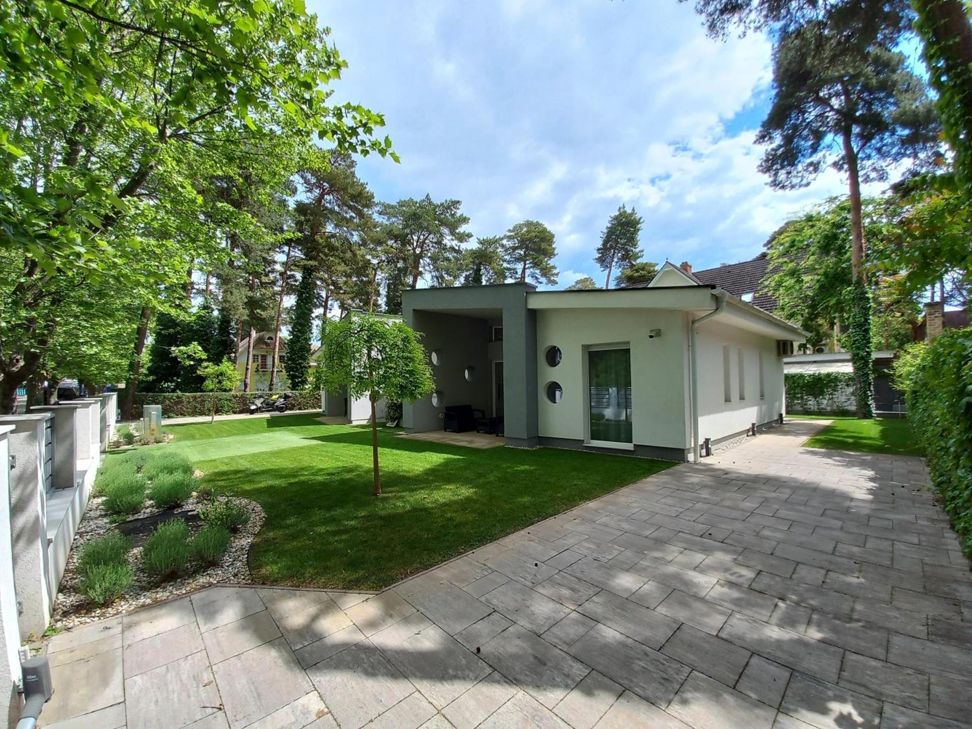 Villa Bori Siofok Ngoại thất bức ảnh